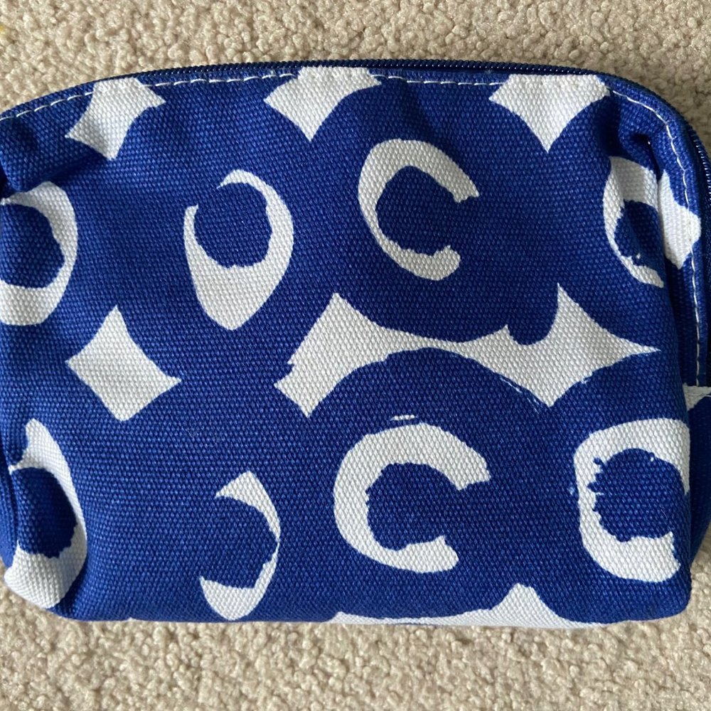 - Coins Notes phone make up wide multipurpose pouch zip closure new unused